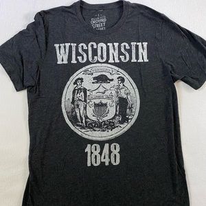 Wisconsin graphic t shirt